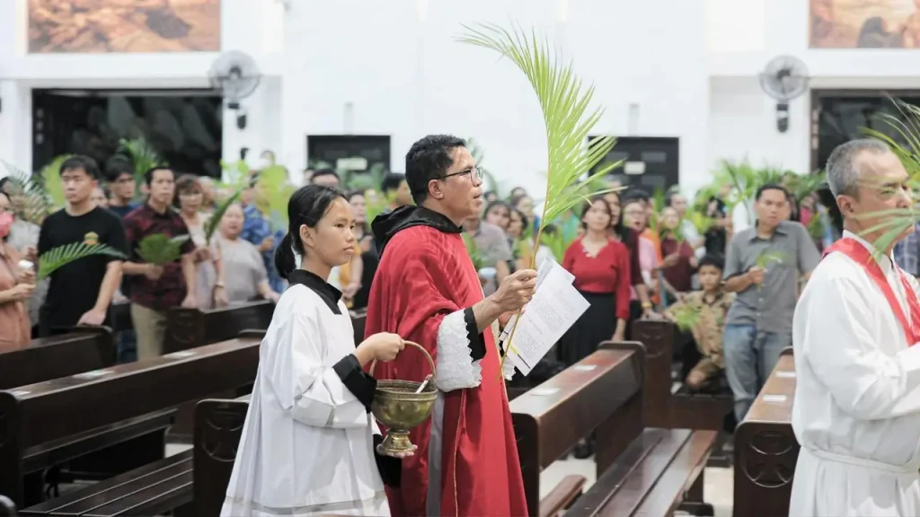 Minggu Palma di Paroki Citra Raya, Siapkan Hati Menyambut Pekan Suci