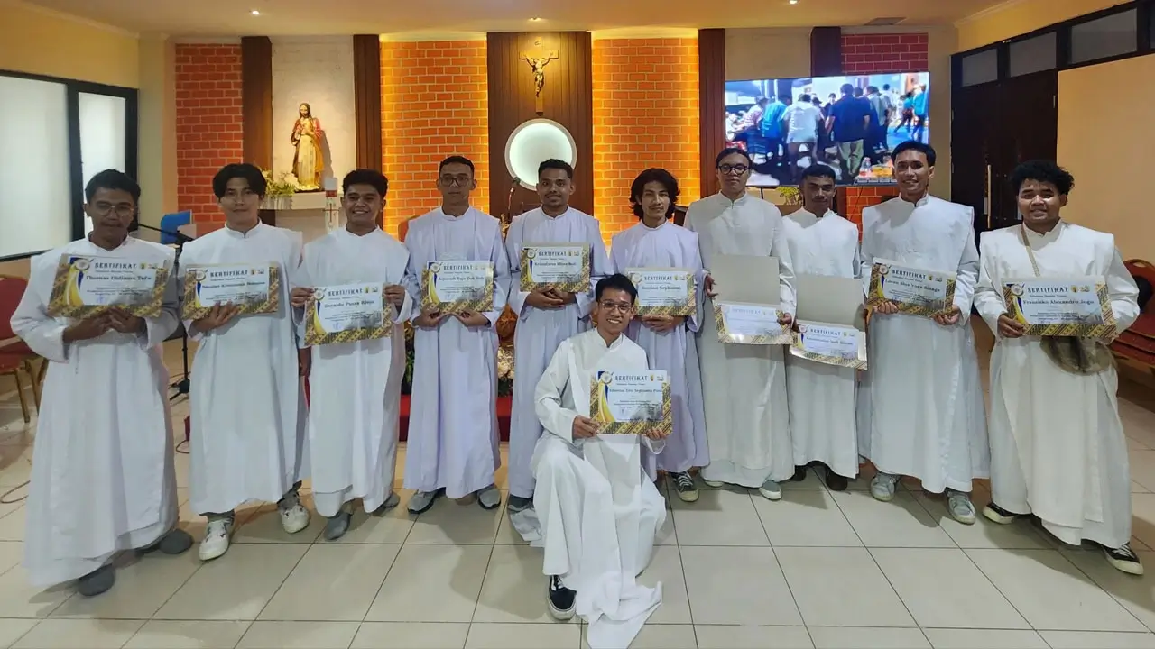 Live-in Frater dan Postulan SS.CC Hadirkan Wajah Gereja yang Dekat dengan Umat